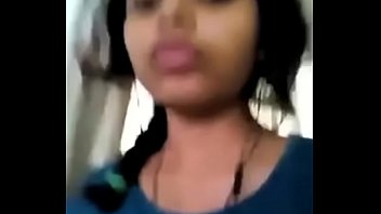 Indian girl showing tits