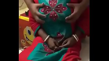 Indian slut playing with her tits