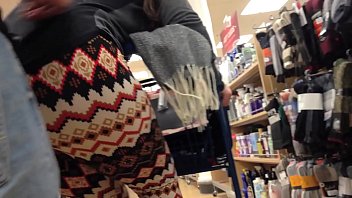 He groped her ass in super market
