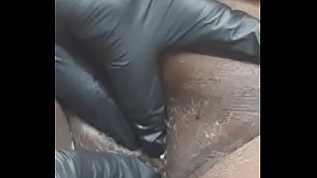 Exibindo vídeo do piercing para sair comigo