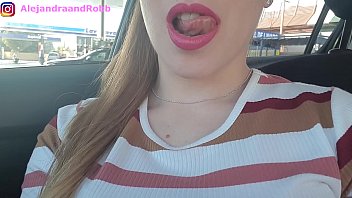MY STEPSISTER  TEEN IS HOT AND SHE GIVES ME A BLOWJOB IN THE CAR