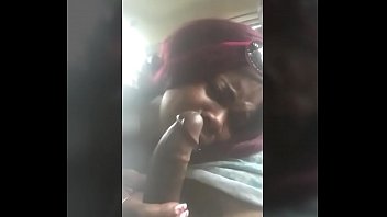 Thick Booty Hoe Sucking Dick In Car