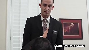 First Time Anal For Cute Naive Mormon Boy - MORMON-BOYZ.COM