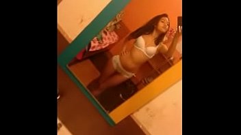 Pack de estudiantes teen latinas nuevas fotos y videos entra al link para verlo  