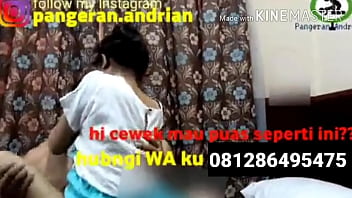 Kontol gedeku masuk semua dengan gaya gendong