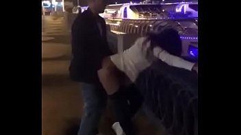 Puta transando na rua com seu amante para mais vídeos dela acessem 