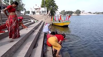 Indian old aunties bathing gonga openly. BIG ASS & BOOBS!!!