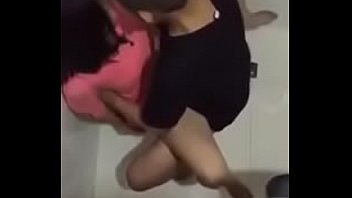 Video Bokep Indonesia Kakak Beradik Ngentot Di Kamar Mandi - Full video 