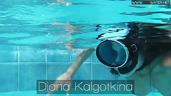 Poolside and underwater erotics of Diana Kalgotkina